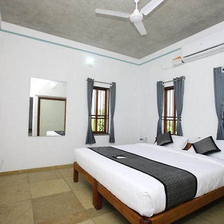 Hotel Du Palais - Auroville Beach Puducherry Buitenkant foto