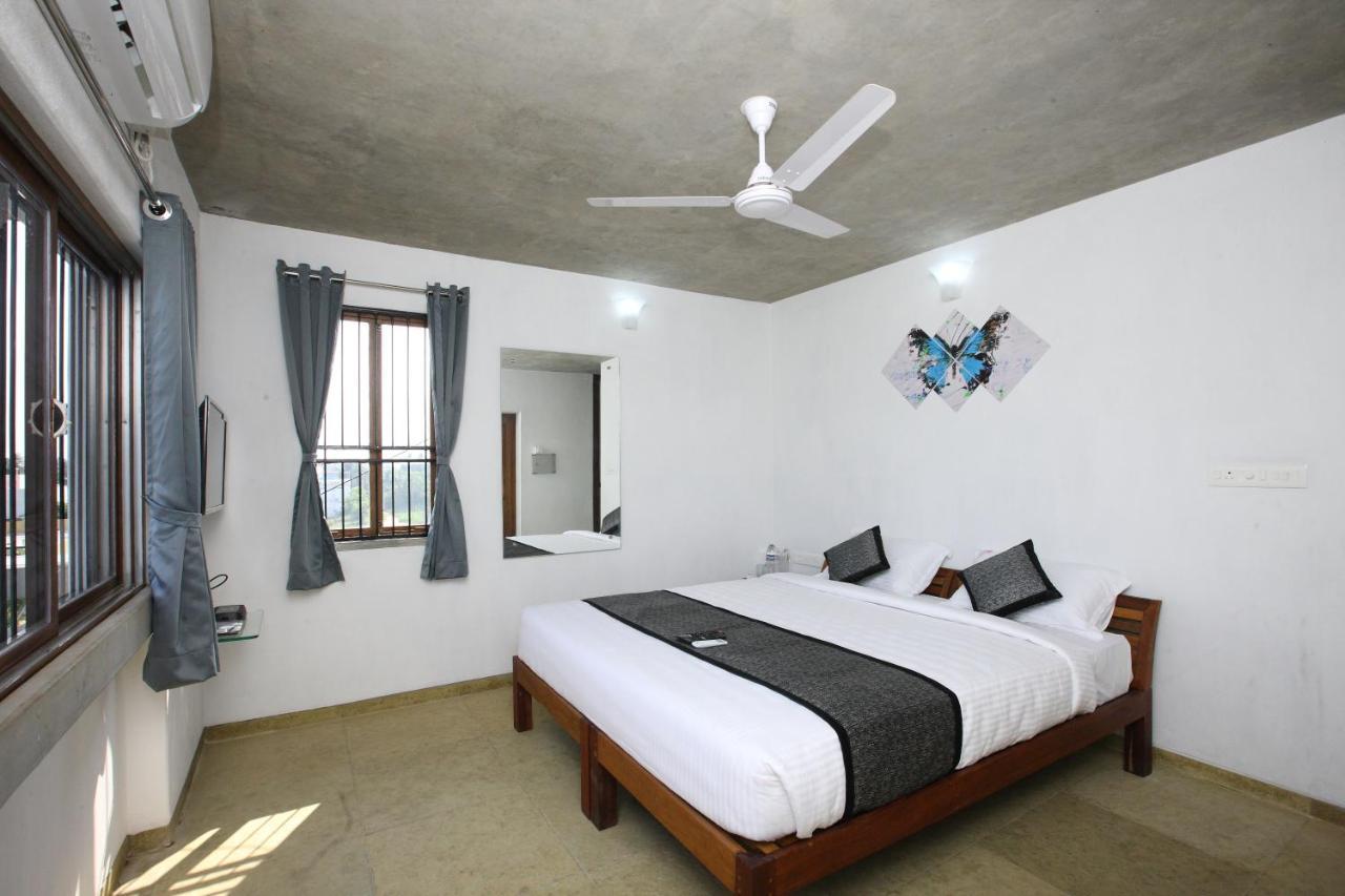 Hotel Du Palais - Auroville Beach Puducherry Buitenkant foto