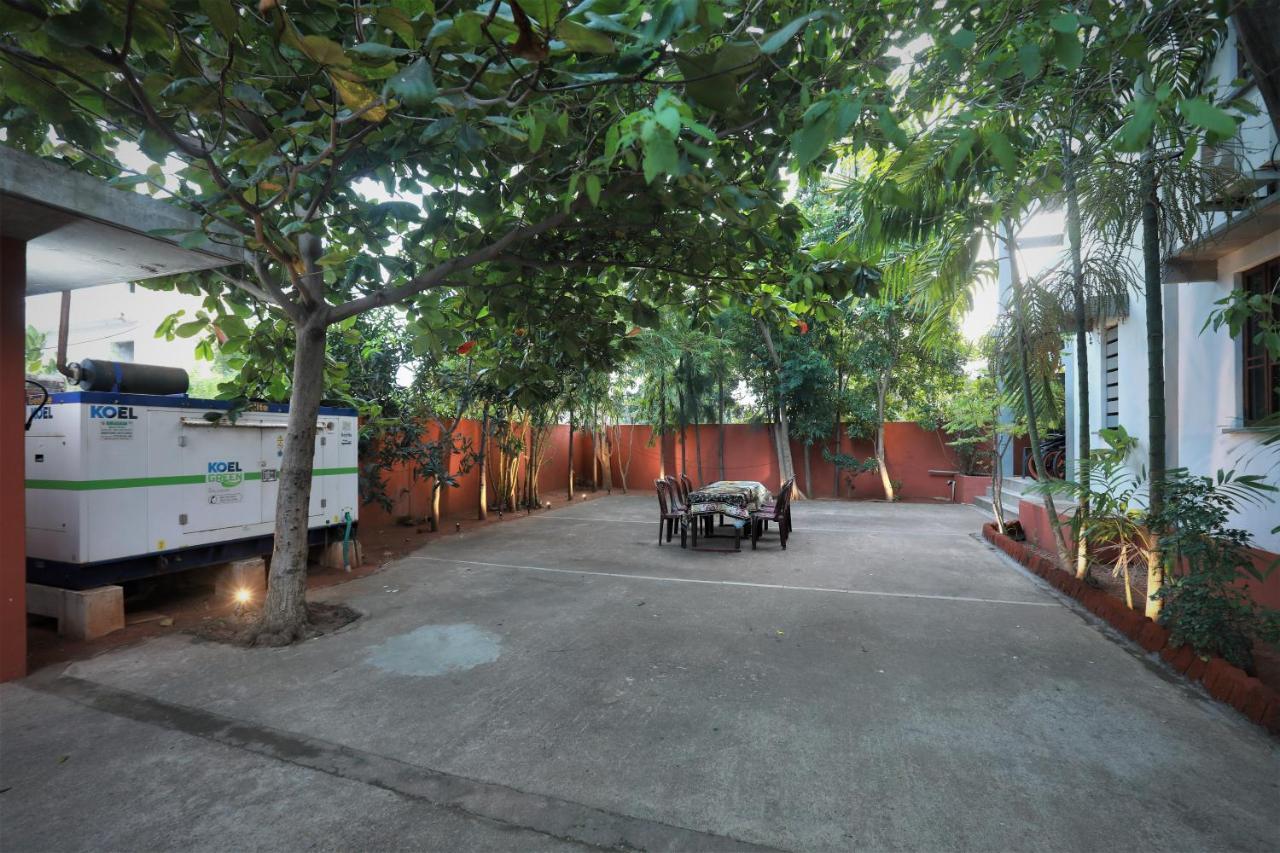 Hotel Du Palais - Auroville Beach Puducherry Buitenkant foto